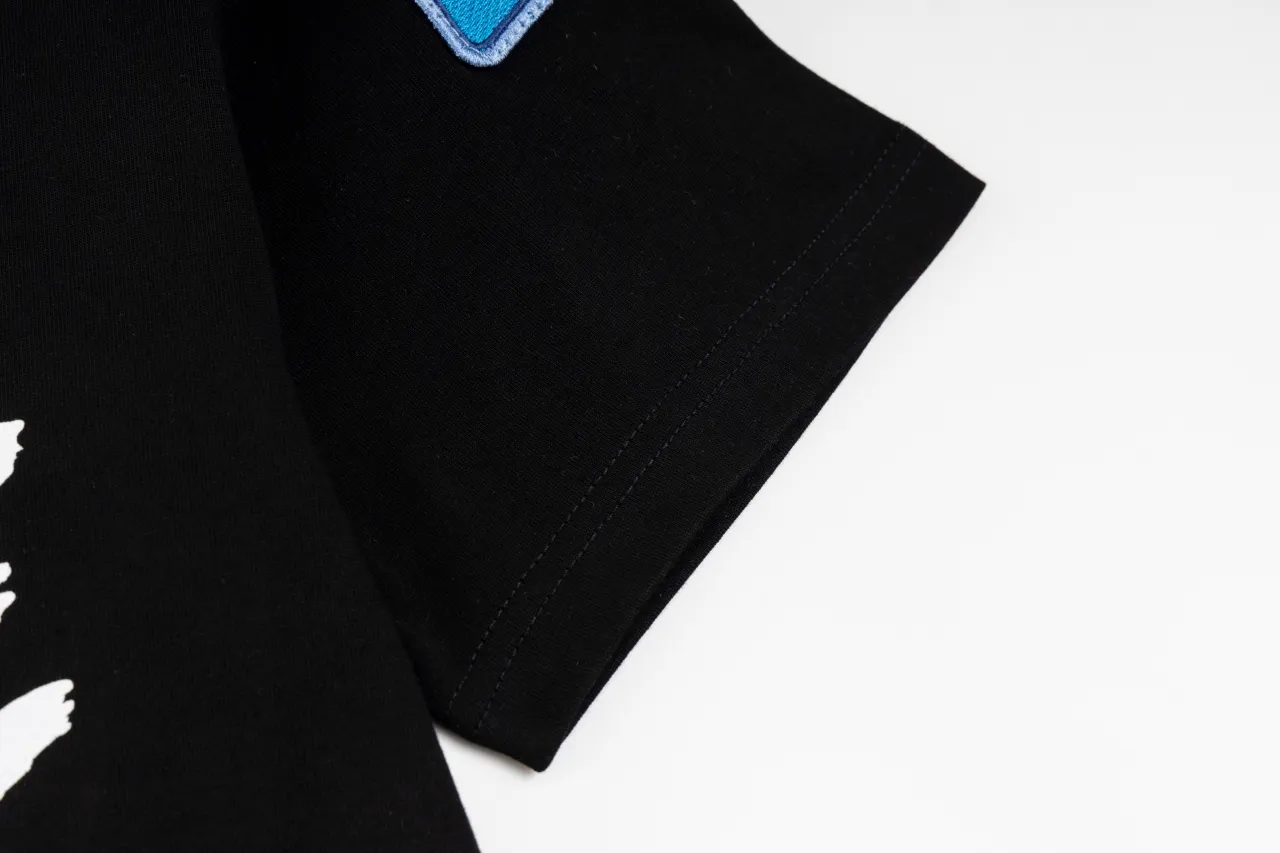vivienne west wood Vivienne Saturn official website catwalk model Heavy embroidered patch printed short sleeves Full series of correct accessories Every detail is fully restored and can be filled directly Size: XS-L